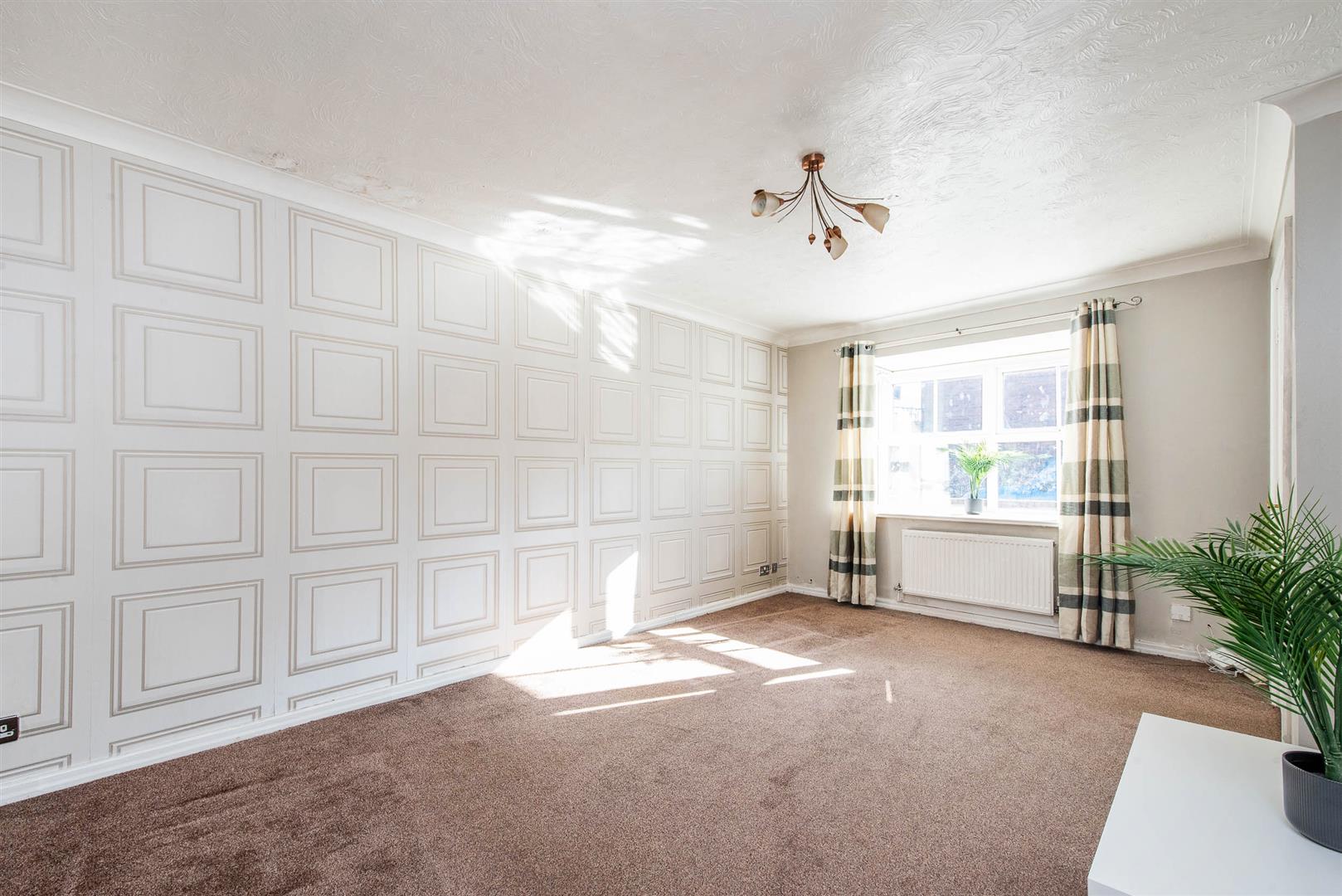 3 bed property in Doris Street, Chorley
